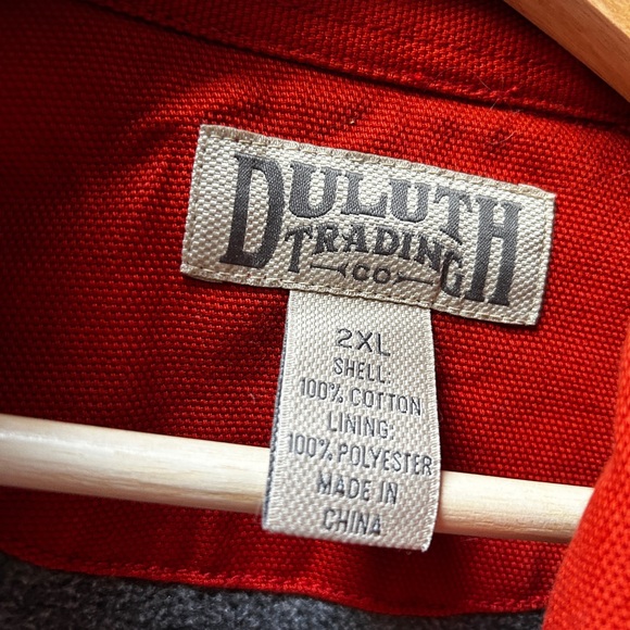 Duluth Trading Co Men's Red Shirt Jacket - Picture 3 of 3